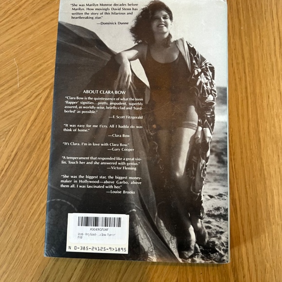 "Clara Bow: Runnin' Wild" David Stenn Hardcover Book Biography Actress - Picture 2 of 3